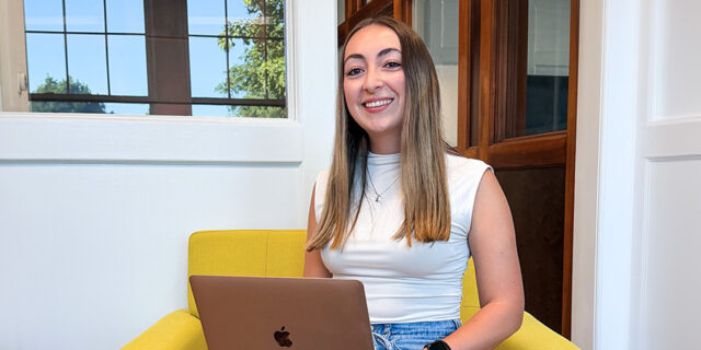 CN_JuliaMeteer_Candid_900x450