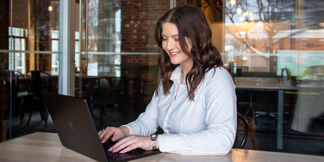 CN_BrookeHastings_Candid_900x450